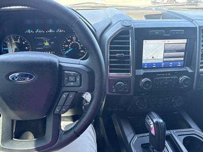 2015 Ford F-150 4WD SuperCrew 5-1/2 Ft Box XLT
