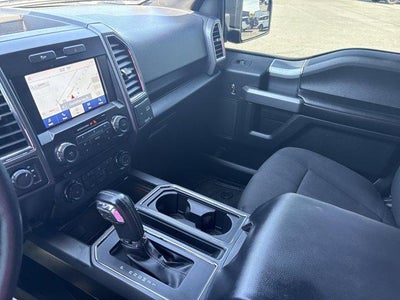 2015 Ford F-150 4WD SuperCrew 5-1/2 Ft Box XLT