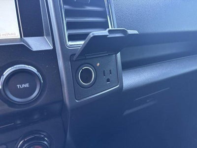 2015 Ford F-150 4WD SuperCrew 5-1/2 Ft Box XLT