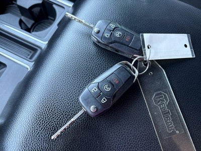 2015 Ford F-150 4WD SuperCrew 5-1/2 Ft Box XLT