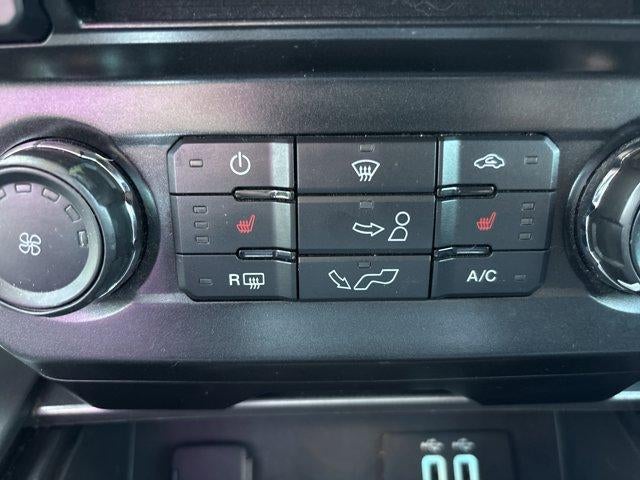 2015 Ford F-150 4WD SuperCrew 5-1/2 Ft Box XLT