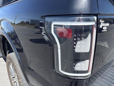 2015 Ford F-150 4WD SuperCrew 5-1/2 Ft Box XLT