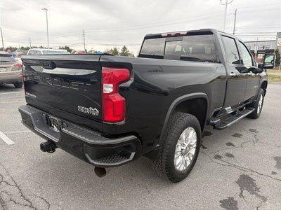 2021 Chevrolet Silverado 2500 HD Crew Cab Standard Box 4-Wheel Drive High Country