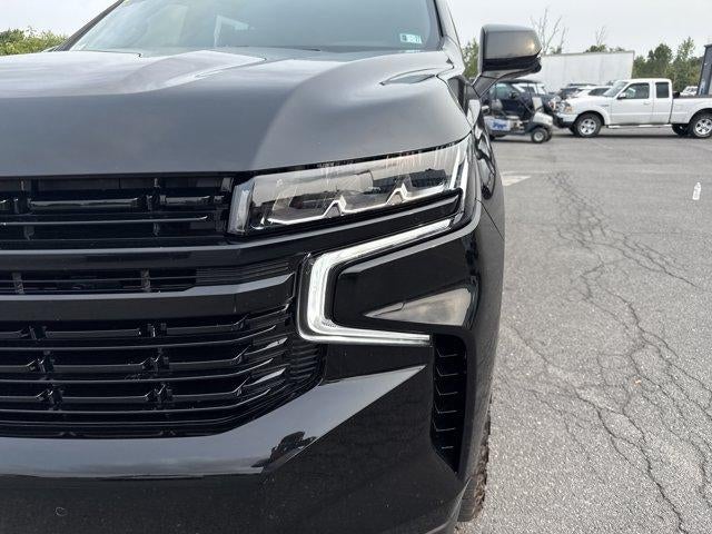 2023 Chevrolet Suburban 4WD RST