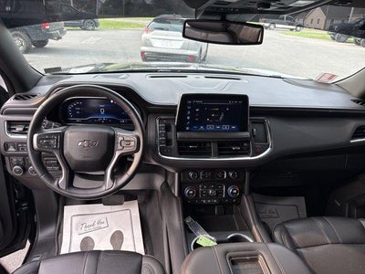 2023 Chevrolet Suburban 4WD RST