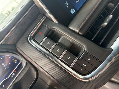 2023 Chevrolet Suburban 4WD RST