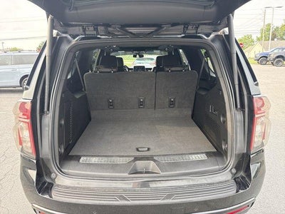 2023 Chevrolet Suburban 4WD RST