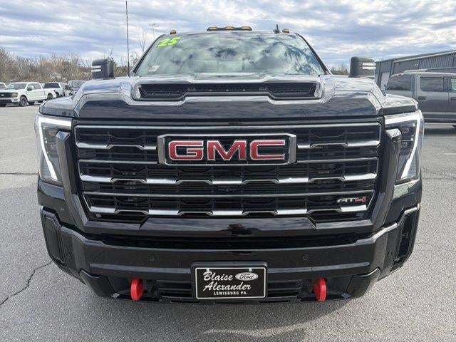 2025 GMC Sierra 2500 HD Crew Cab Standard Box 4-Wheel Drive AT4