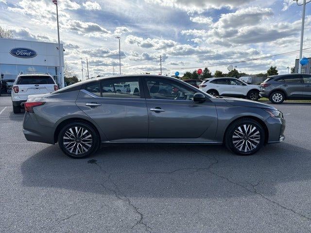 2024 Nissan Altima 2.5 SV Sedan