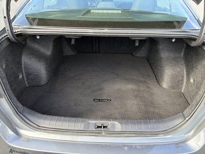 2024 Nissan Altima 2.5 SV Sedan
