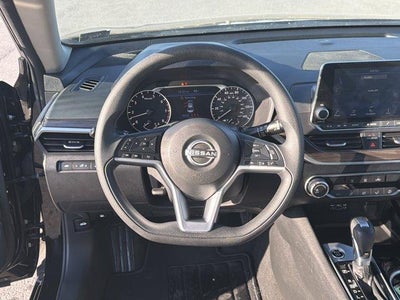 2024 Nissan Altima 2.5 SV AWD Sedan