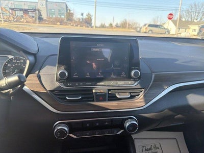 2024 Nissan Altima 2.5 SV AWD Sedan