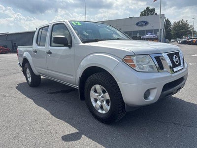 2012 Nissan Frontier 4WD Crew Cab SWB Auto SV