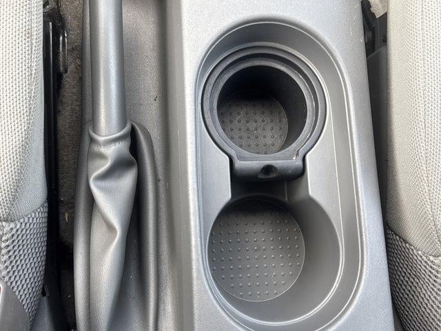 2012 Nissan Frontier 4WD Crew Cab SWB Auto SV