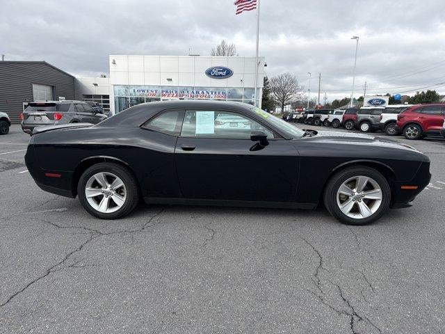 2023 Dodge Challenger SXT RWD