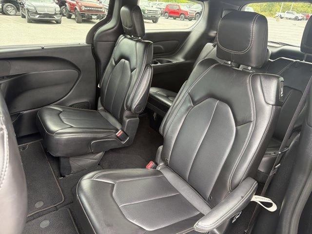 2025 Chrysler Pacifica Select FWD