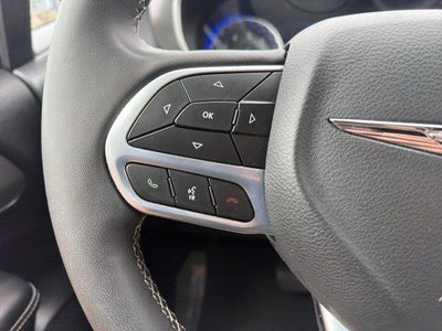 2025 Chrysler Pacifica Select FWD