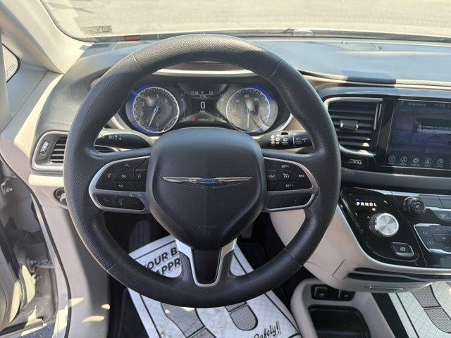 2017 Chrysler Pacifica Touring FWD