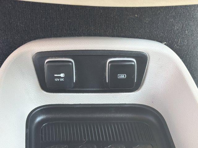 2017 Chrysler Pacifica Touring FWD
