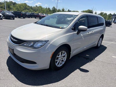 2017 Chrysler Pacifica Touring FWD