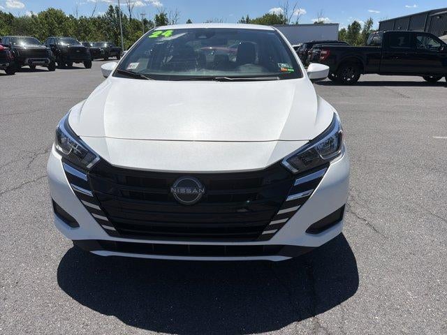 2024 Nissan Versa SV CVT