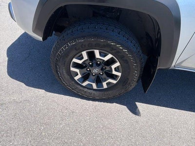 2023 Toyota Tacoma 4WD 4WD TRD Off Road Double Cab 6' Bed V6 AT (Natl)