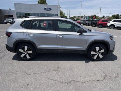 2025 Volkswagen Taos S 4MOTION