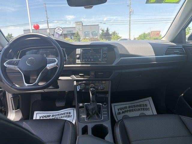 2024 Volkswagen Jetta SE Auto