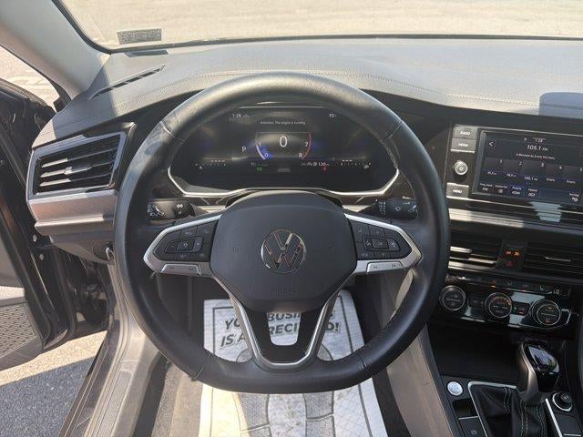 2024 Volkswagen Jetta SE Auto