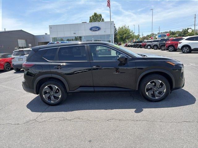 2024 Nissan Rogue AWD SV