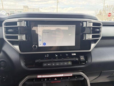 2025 Toyota Tundra 4WD 4WD SR5 CrewMax 5.5' Bed (SE)