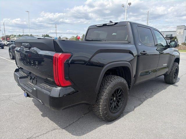 2025 Toyota Tundra 4WD 4WD SR5 CrewMax 5.5' Bed (SE)