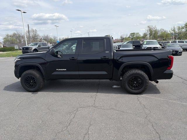 2025 Toyota Tundra 4WD 4WD SR5 CrewMax 5.5' Bed (SE)