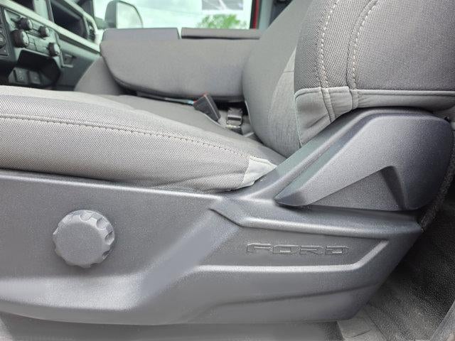2024 Ford Super Duty F-350 SRW XL 4WD Reg Cab 145" WB 60" CA