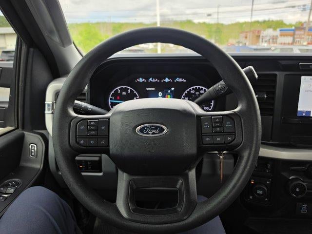 2024 Ford Super Duty F-350 SRW XL 4WD Reg Cab 145" WB 60" CA