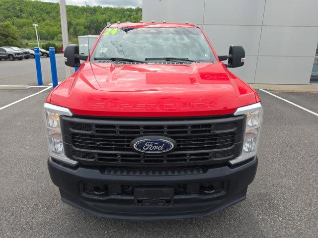 2024 Ford Super Duty F-350 SRW XL 4WD Reg Cab 145" WB 60" CA