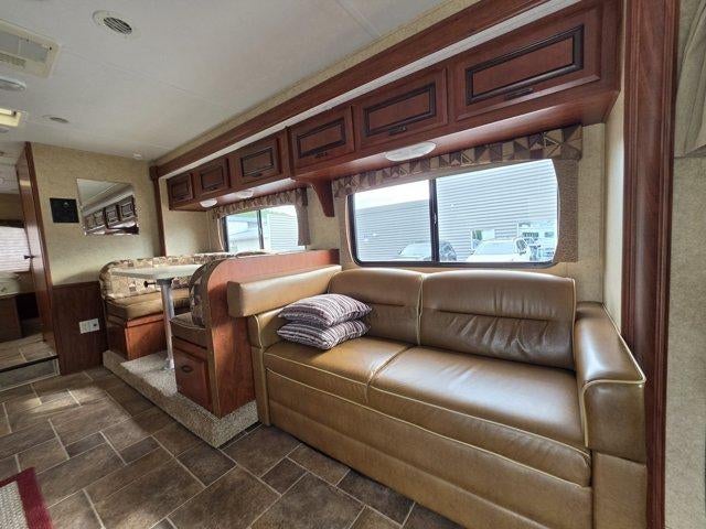 2012 Ford Econoline Commercial Cutaway E-450 Super Duty 158" DRW