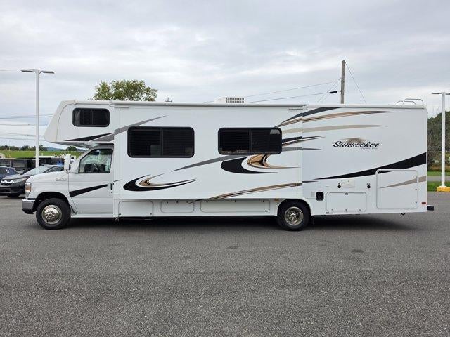 2012 Ford Econoline Commercial Cutaway E-450 Super Duty 158" DRW