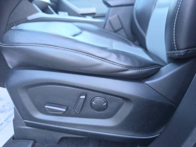 2023 Ford Explorer XLT 4WD