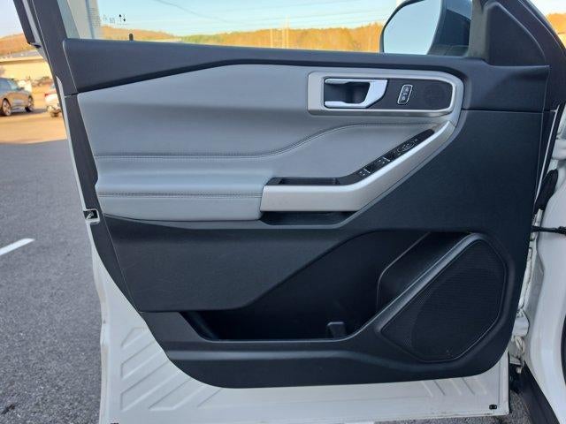 2023 Ford Explorer XLT 4WD