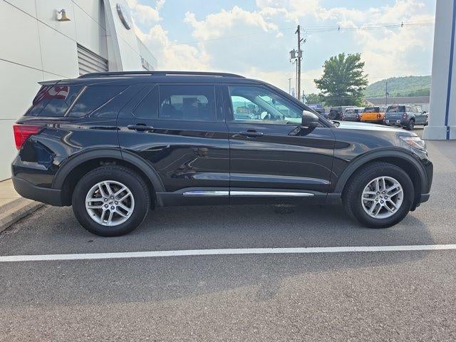 2025 Ford Explorer Active 4WD