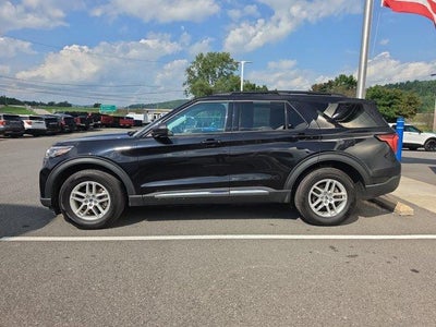 2025 Ford Explorer Active 4WD