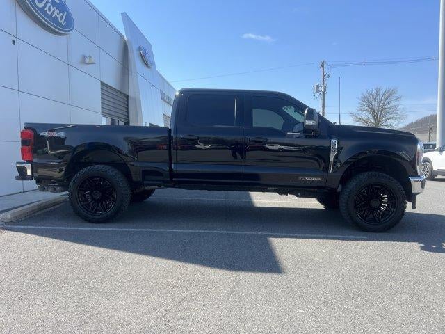 2024 Ford Super Duty F-250 SRW LARIAT 4WD Crew Cab 6.75' Box