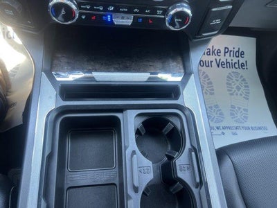 2024 Ford Super Duty F-250 SRW LARIAT 4WD Crew Cab 6.75' Box