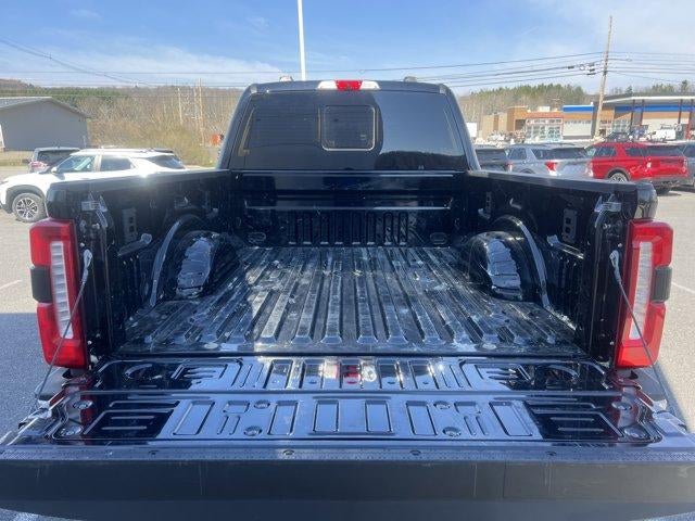 2024 Ford Super Duty F-250 SRW LARIAT 4WD Crew Cab 6.75' Box