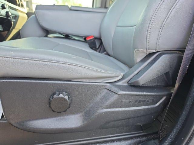 2023 Ford Super Duty F-350 SRW XL 4WD Crew Cab 6.75' Box