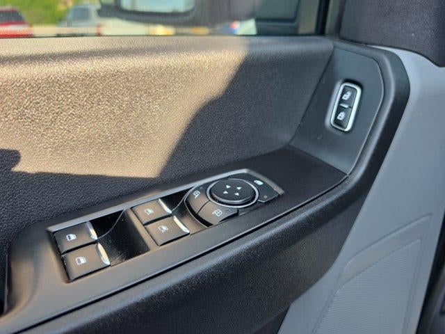 2023 Ford Super Duty F-350 SRW XL 4WD Crew Cab 6.75' Box