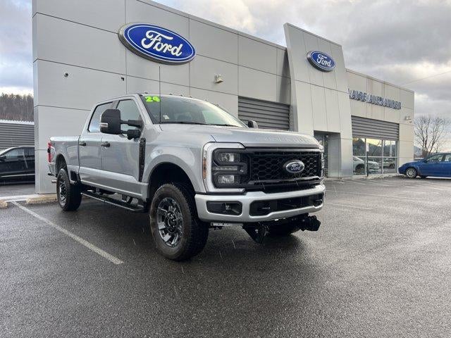 2024 Ford Super Duty F-350 SRW XL 4WD Crew Cab 6.75' Box