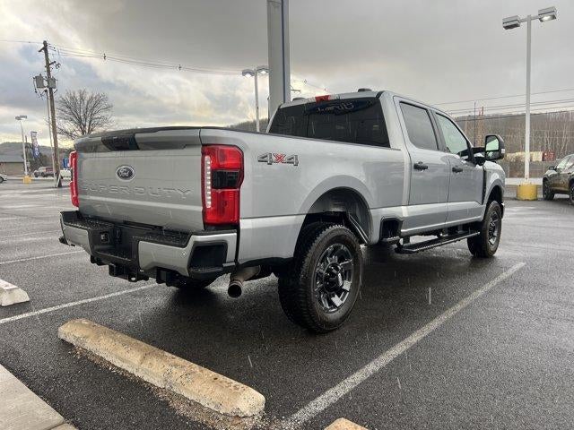 2024 Ford Super Duty F-350 SRW XL 4WD Crew Cab 6.75' Box