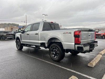 2024 Ford Super Duty F-350 SRW XL 4WD Crew Cab 6.75' Box